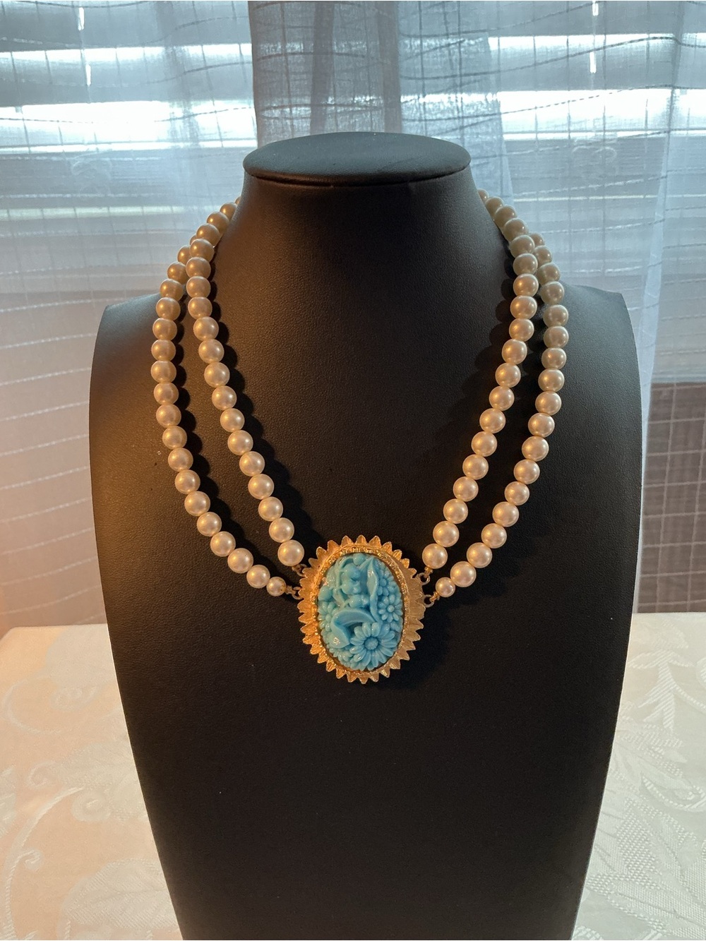 FLORENZA Vintage Turquoise-Blue- Floral Cameo And Glass Pearl Necklace
